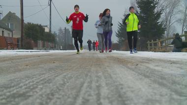 Noworoczny bieg na rozgrzewkę we Władysławowie