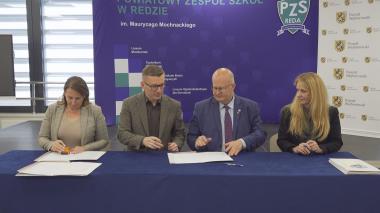 Współpraca Redy z powiatem w zakresie edukacji 