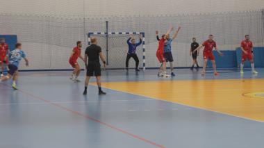 Zwycięstwo Tytanów po emocjonującej końcówce