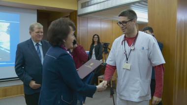 Za heroiczną walkę w pracy należy mu się medal