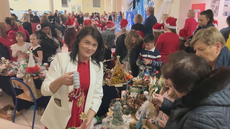 Kiermasz Bożonarodzeniowy w SP 6 w Wejherowie