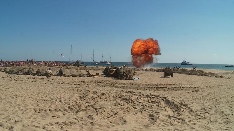 Tłumy na D-Day Hel
