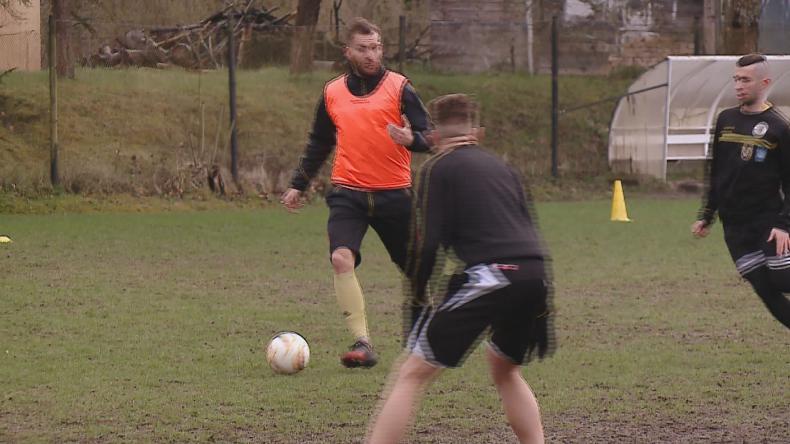 Zmazać plamę sprzed tygodnia i z jesieni – Gryf jedzie do Warty