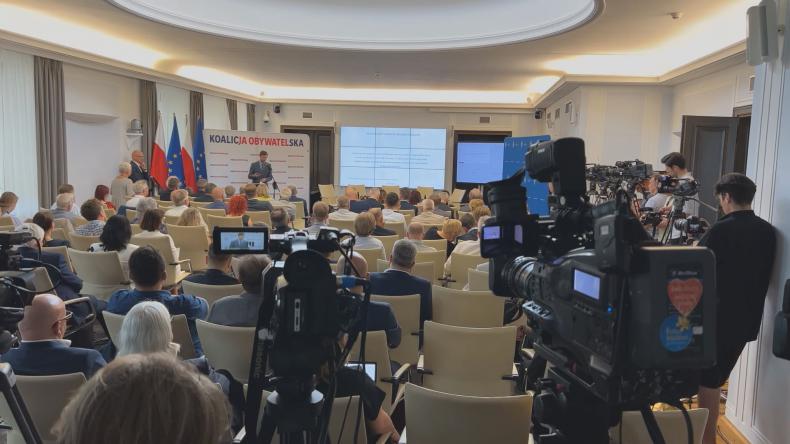 W Senacie o problemach lokalnych telewizji