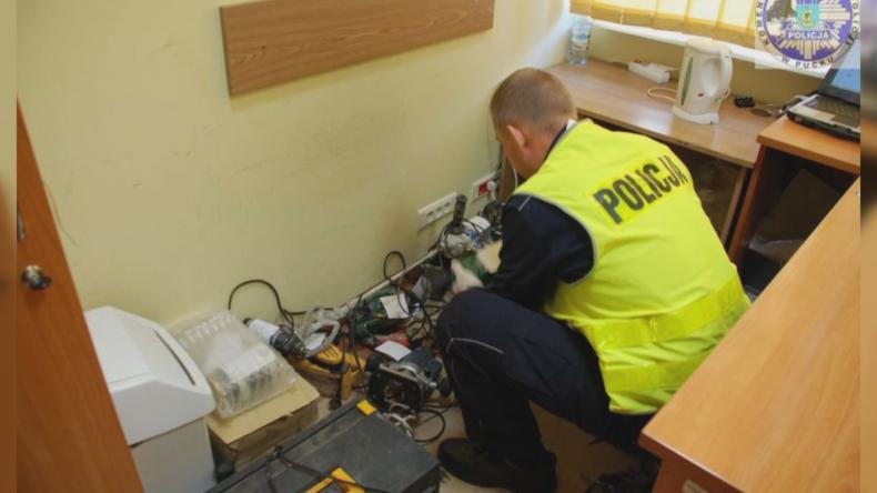 Pogranicznicy i pucka policja z ostatniej chwili