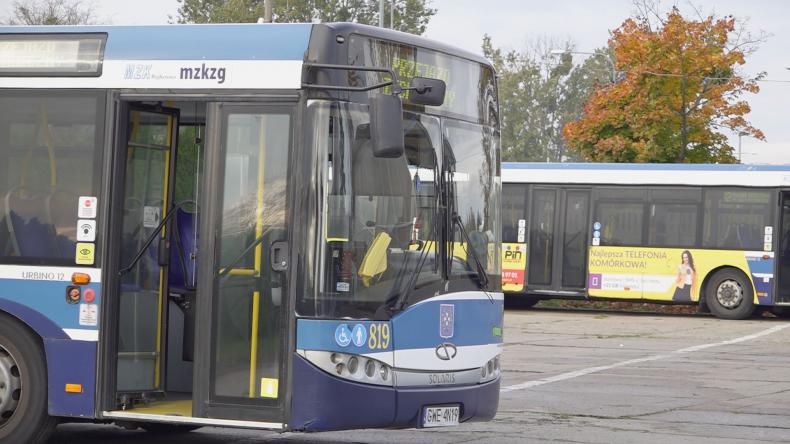 Dodatkowe połączenia na Wszystkich Świętych