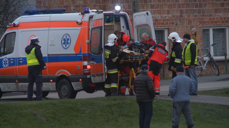 Rozpędzonym autem wjechał w pieszego na pasach