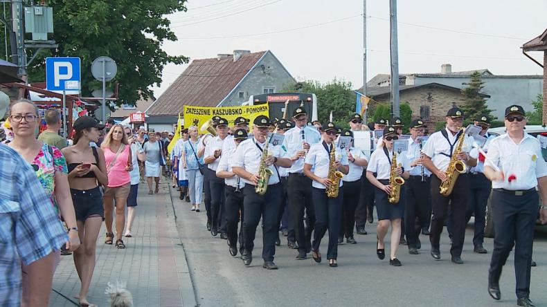 Kaszubska kultura na rewskim festynie