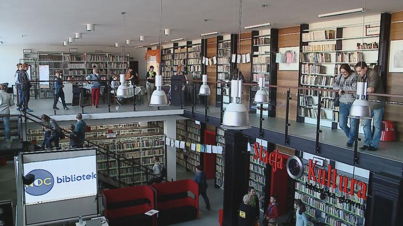 Noc Bibliotek
