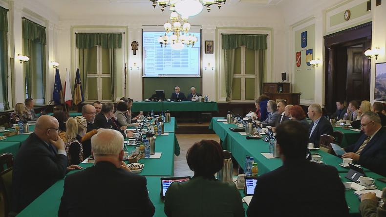 Środki na drogi już w budżecie powiatu