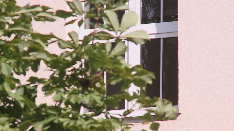 Nauczyciel złamał konstytucję ucząc za opłatą