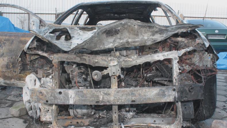 Są wstępne wyniki sekcji zwłok znalezionych w spalonym aucie