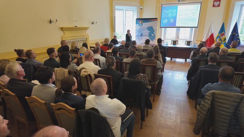 Budowa elektrowni jądrowej szansą dla lokalnych firm
