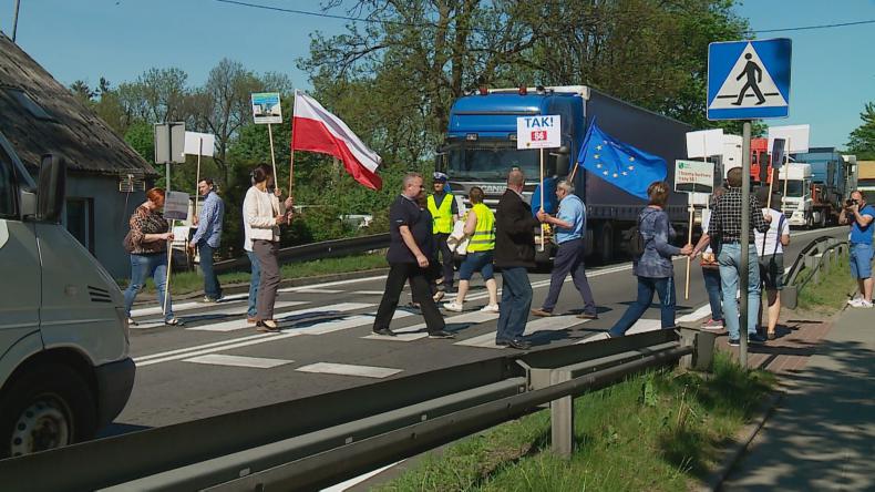 Zablokowali krajową „szóstkę” w godzinach szczytu