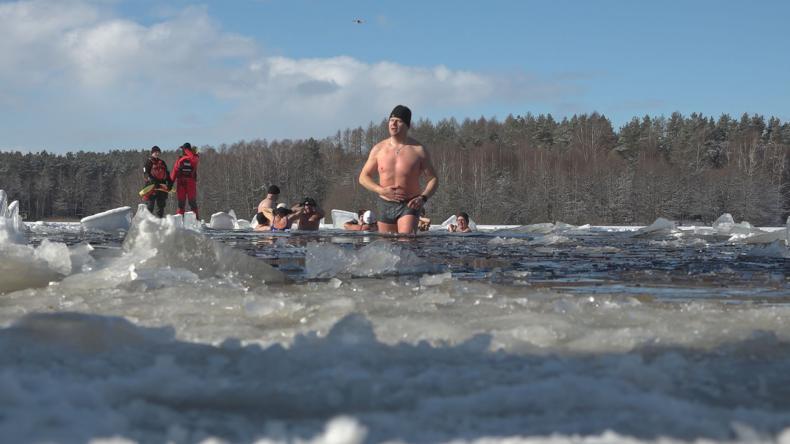 Walentynkowe Morsowanie w Kamieniu