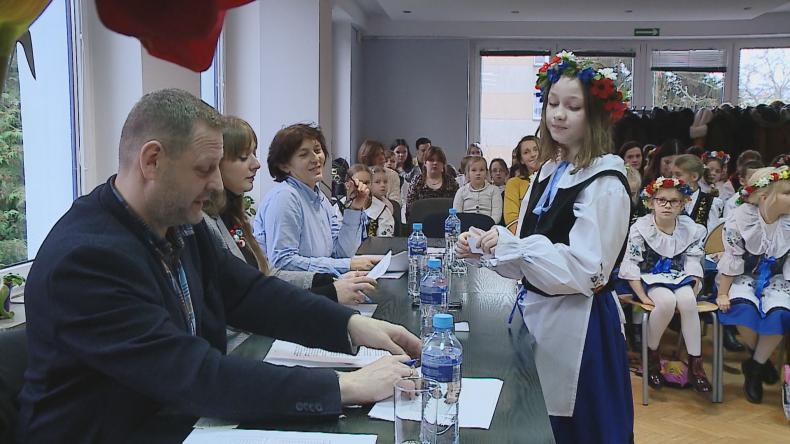 Powiatowe rywalizacje o tytuł mistrza w czytaniu po kaszubsku