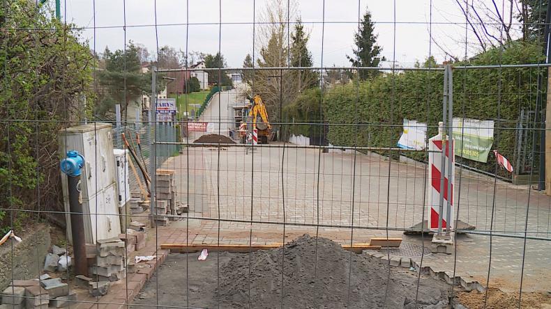 W Jastrzębiej Górze rozpoczęły się prace remontowe na ul. Górnej