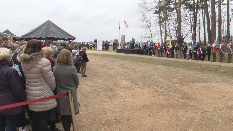 Pomnik pamięci amerykańskich lotników odsłonięty