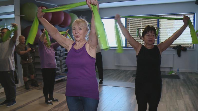 Seniorzy licznie postanowili zadbać o swoją kondycję
