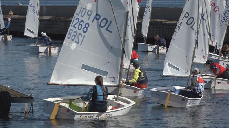 Zawody na wodach malowniczej Zatoki Puckiej