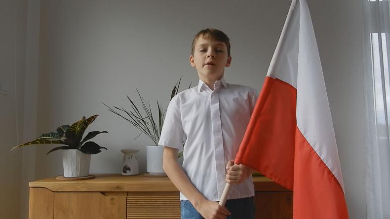 Młodzi patrioci zaprezentowali zdolności wokalne