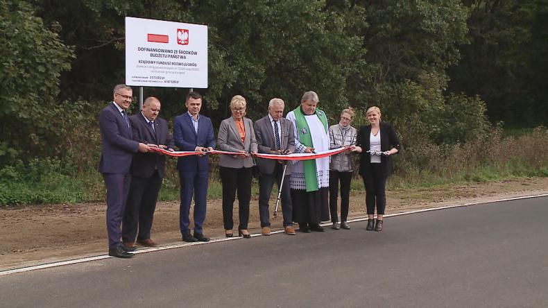 Powiatowe drogi oficjalnie oddane po remoncie