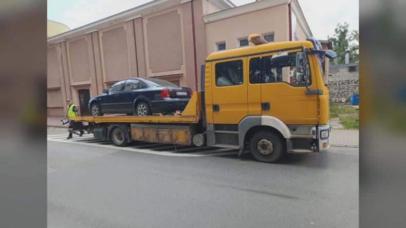 Porzucone auta wywiezione z Wejherowa