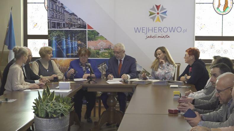 Stowarzyszenia z dotacjami na swoje działania