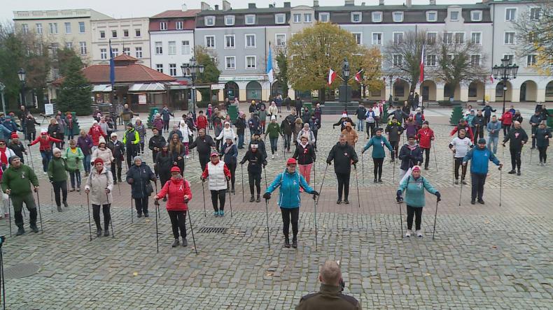 Niepodległościowy Marsz Nordic Walking