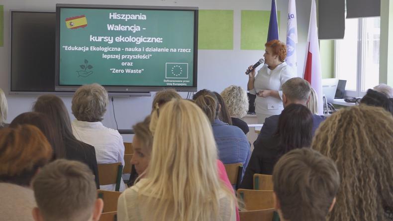 Nauczyciele rozmawiali o zwiększaniu swoich kompetencji