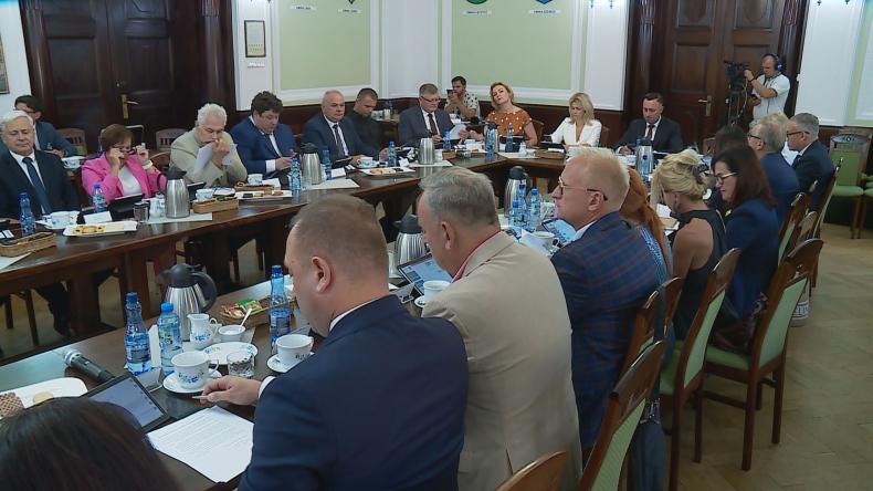 Sesja pod znakiem zmian w zarządzie drogowym