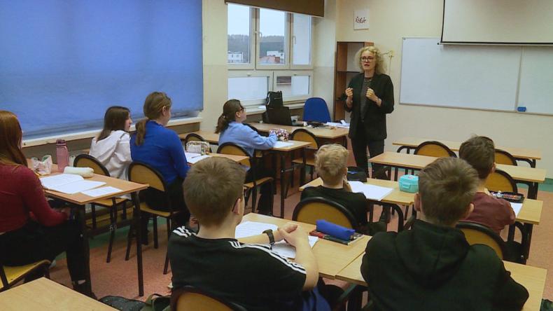 Uczniowie i nauczyciele o pracach domowych