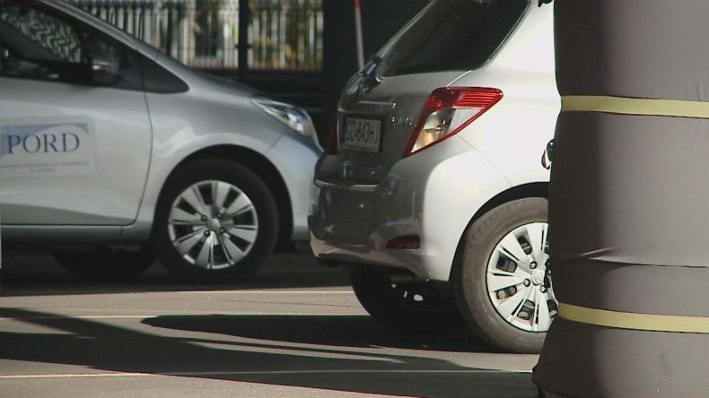 Otwarta baza pytań i egzamin na L-ce ze szkoły.