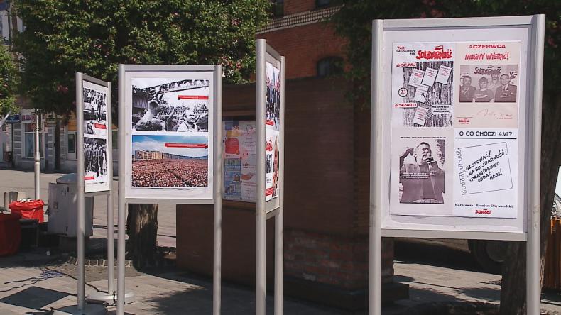 Pucki rynek zrobił się biało-czerwony